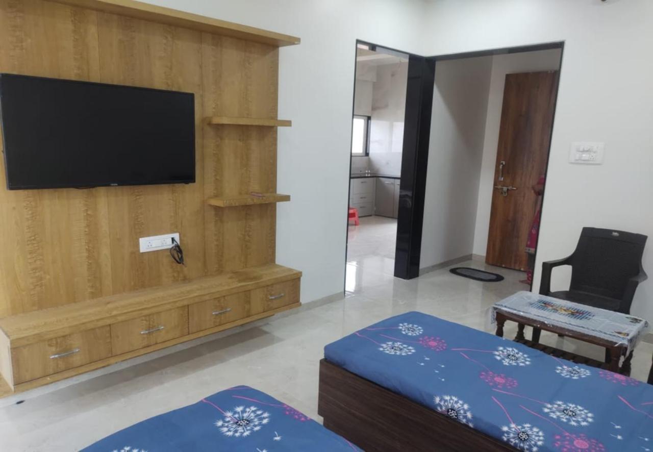 Shiv- Vatsalya Homestay Nashik Ngoại thất bức ảnh